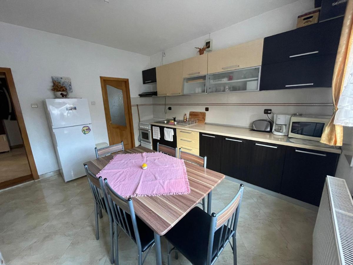 Hotel Casa De Vis à Poiana Mărului Extérieur photo
