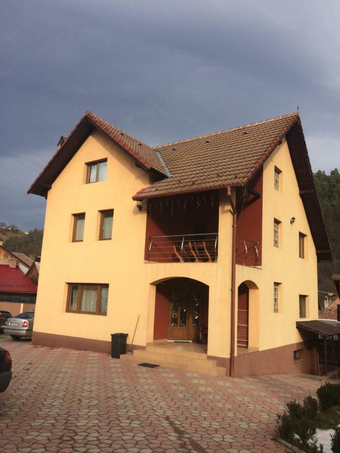 Hotel Casa De Vis à Poiana Mărului Extérieur photo